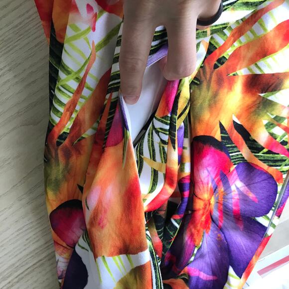 Donna Ricco Dress Womens Sz 4 Tropical Tiered Ruffle Vacation Pockets Sleeveless - Picture 14 of 14